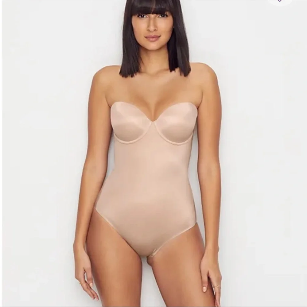 NWOT SPANX Suit Your Fancy Strapless Cupped Panty
Bodysuit L_6